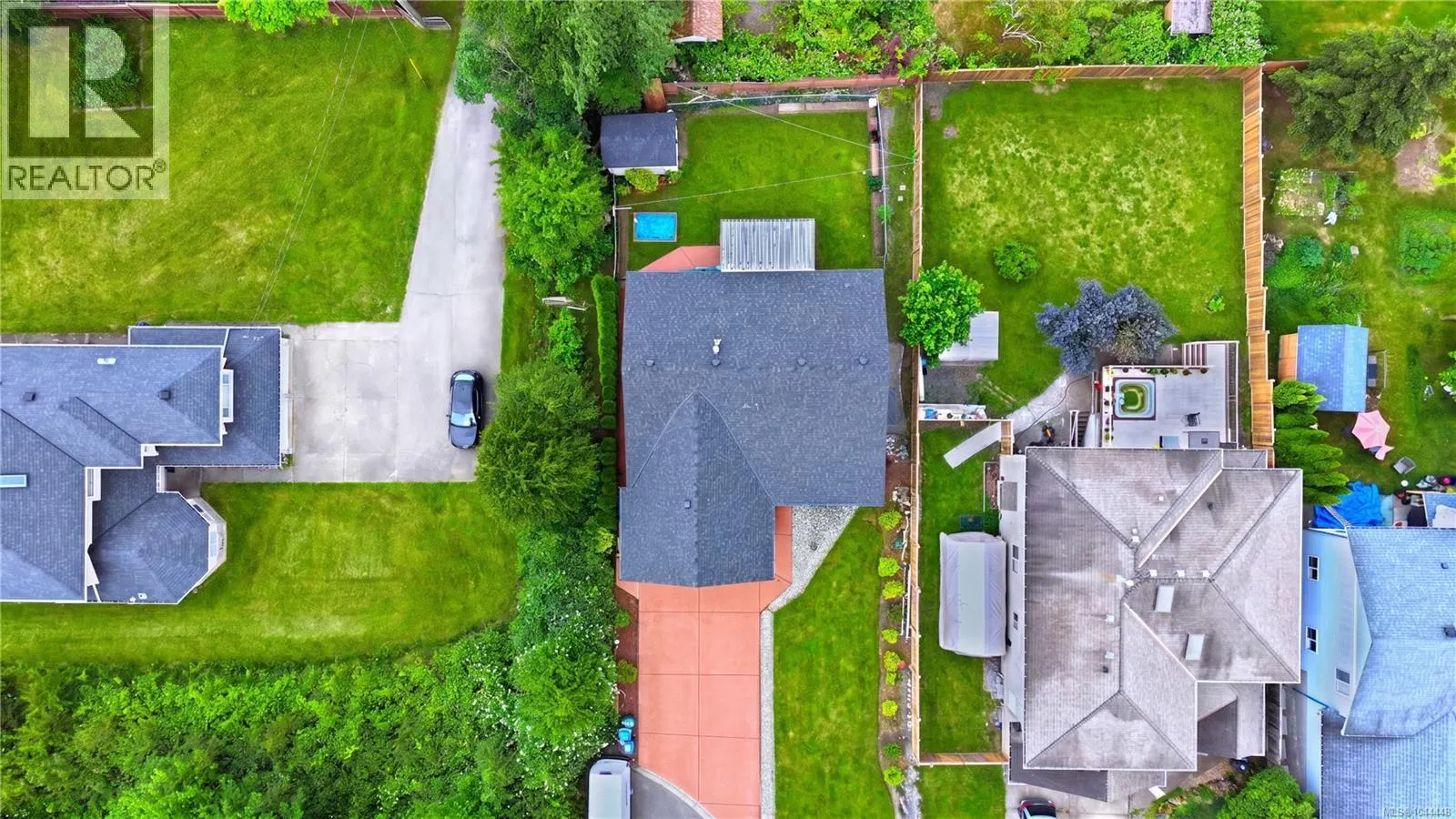 840 Inez Pl