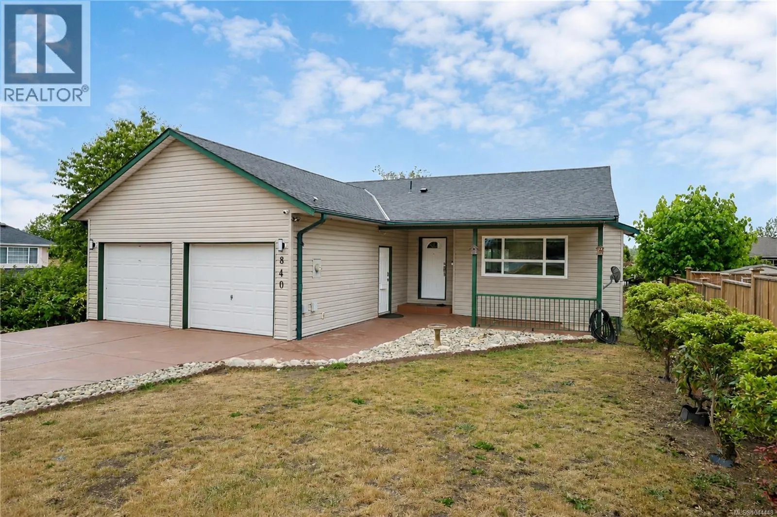 840 Inez Pl