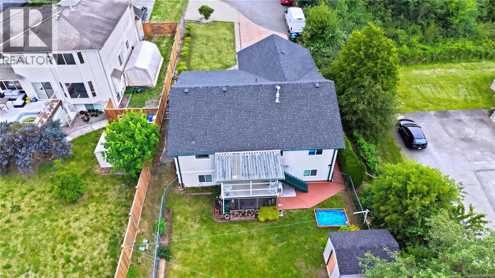 840 Inez Pl