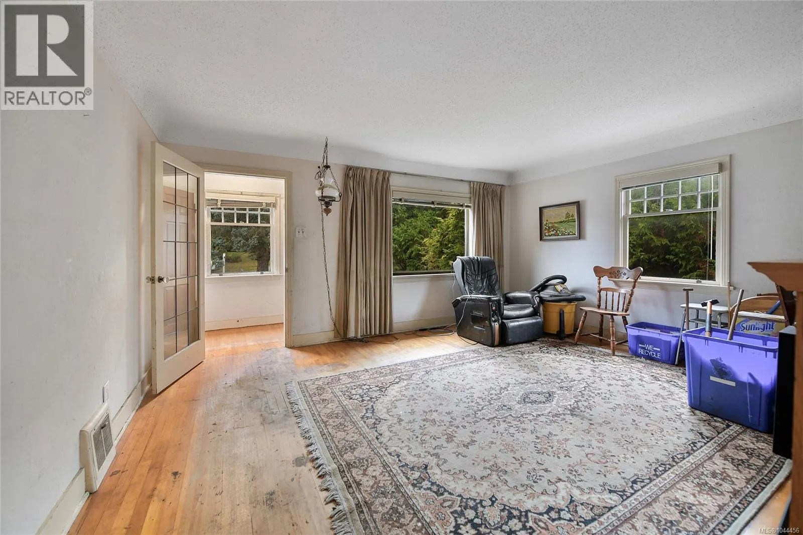 482 Ker Ave