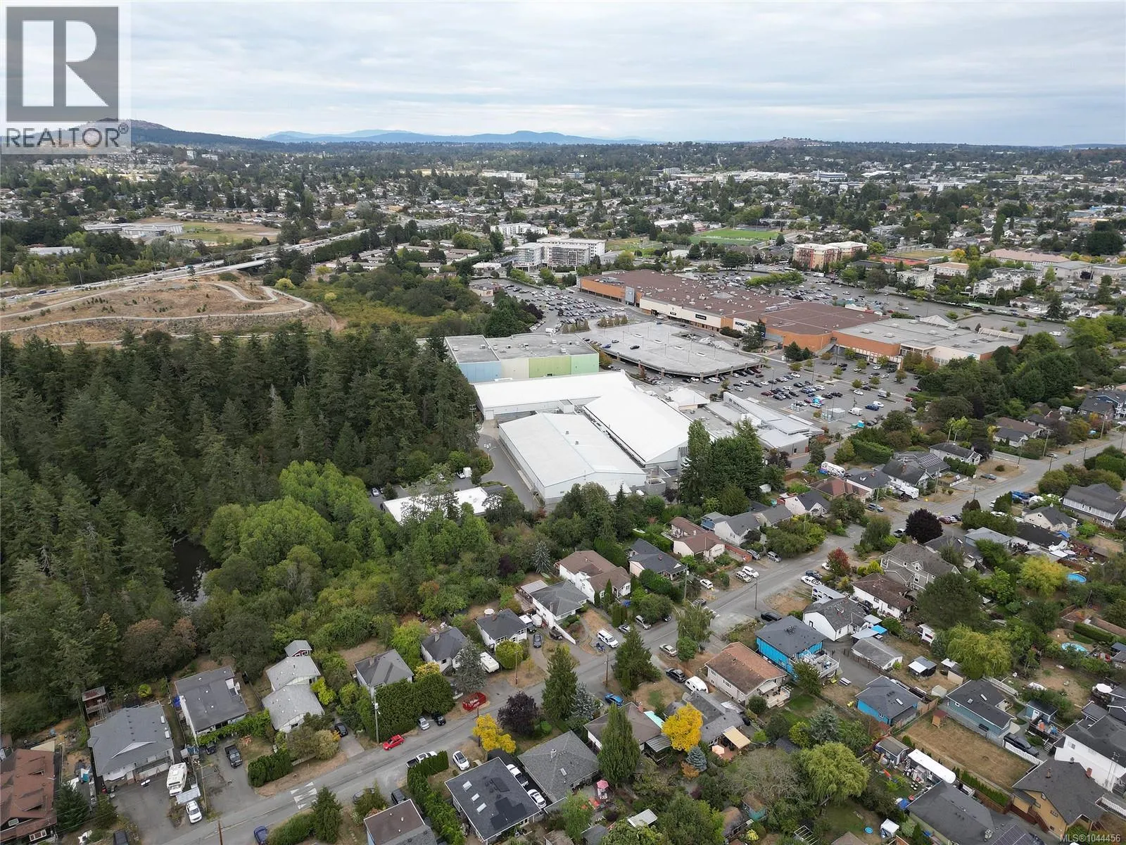 482 Ker Ave