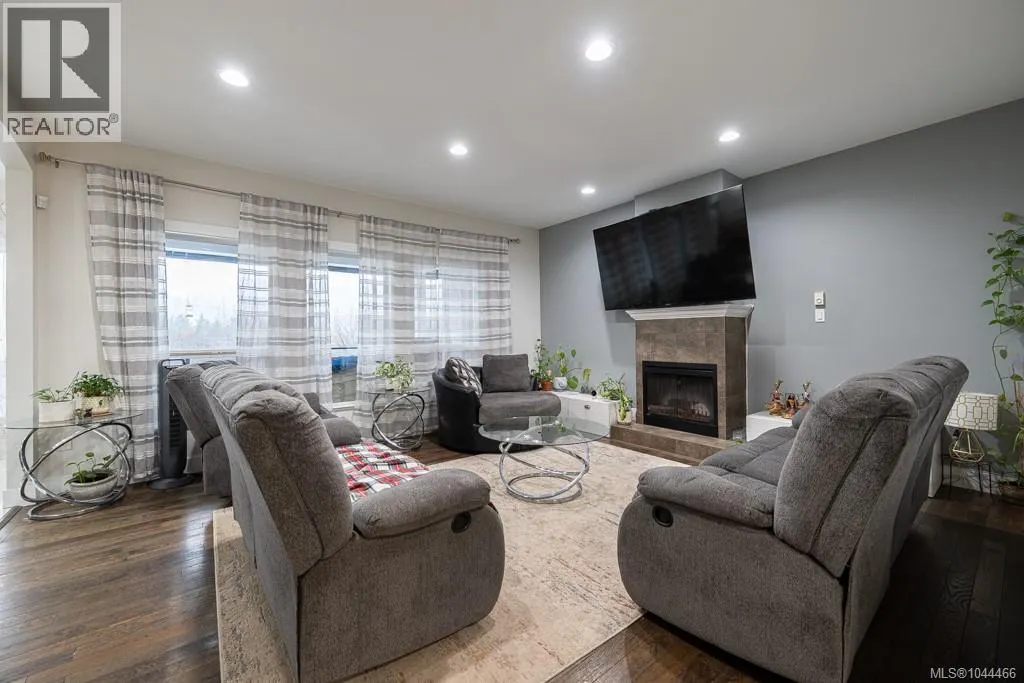 497 Poets Trail Dr