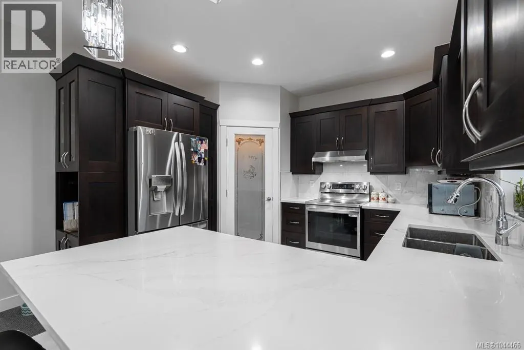 497 Poets Trail Dr
