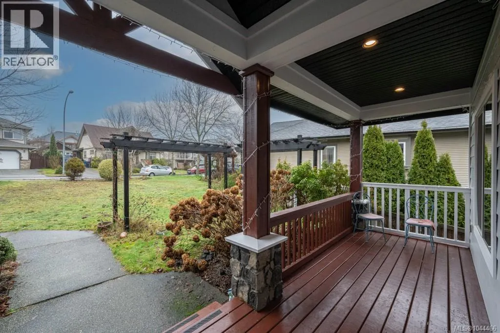 497 Poets Trail Dr