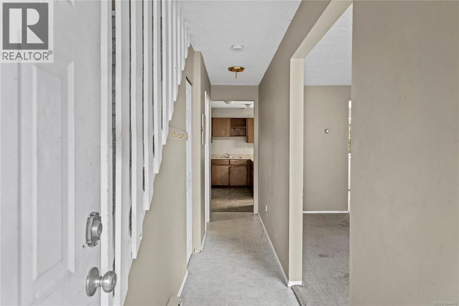 826 Holly Hill Rd