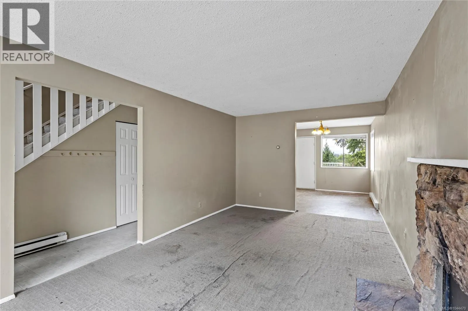 826 Holly Hill Rd