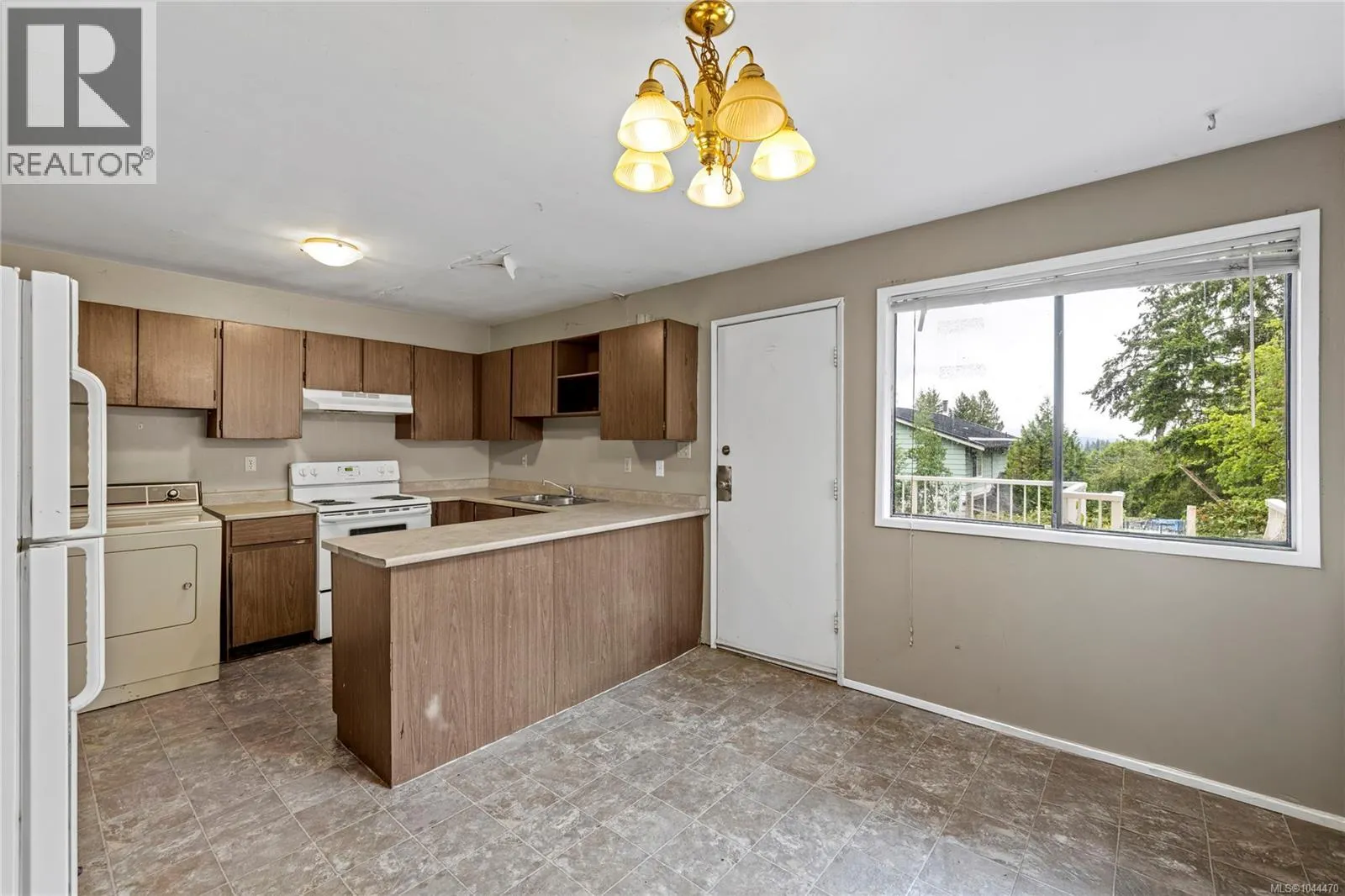 826 Holly Hill Rd
