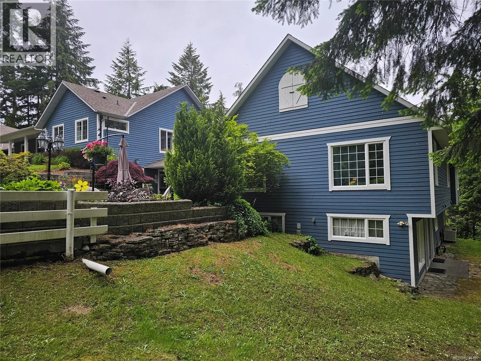 1711 Escarpment Way