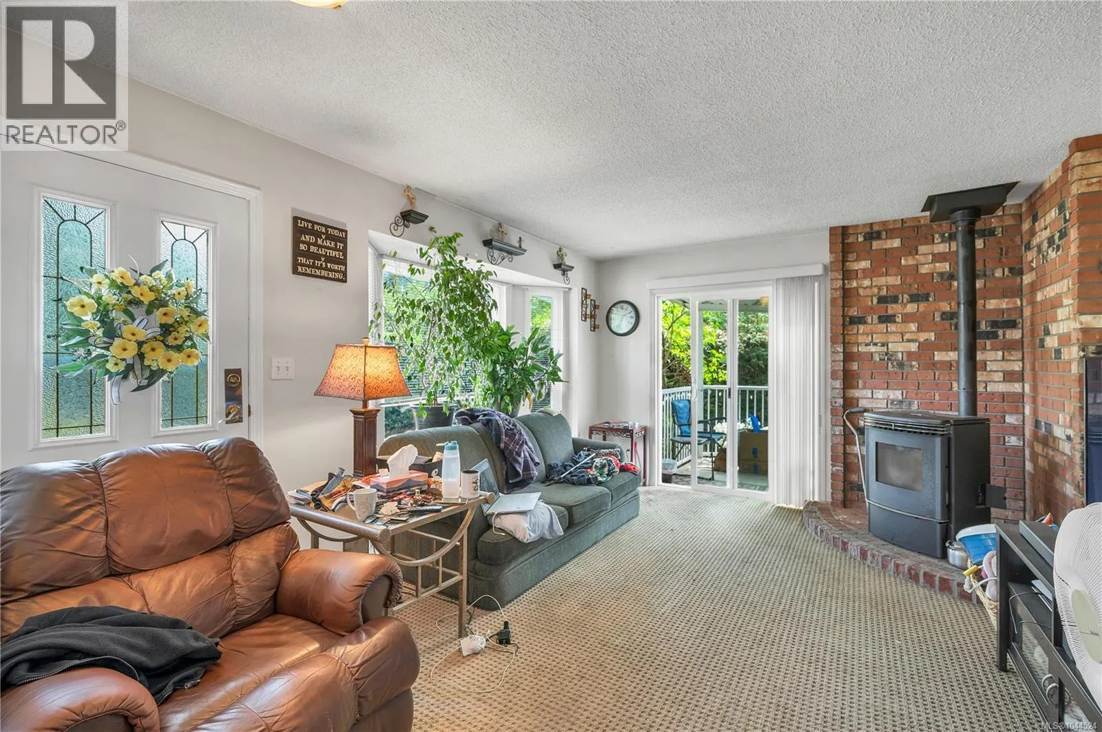 515 Oak Pl