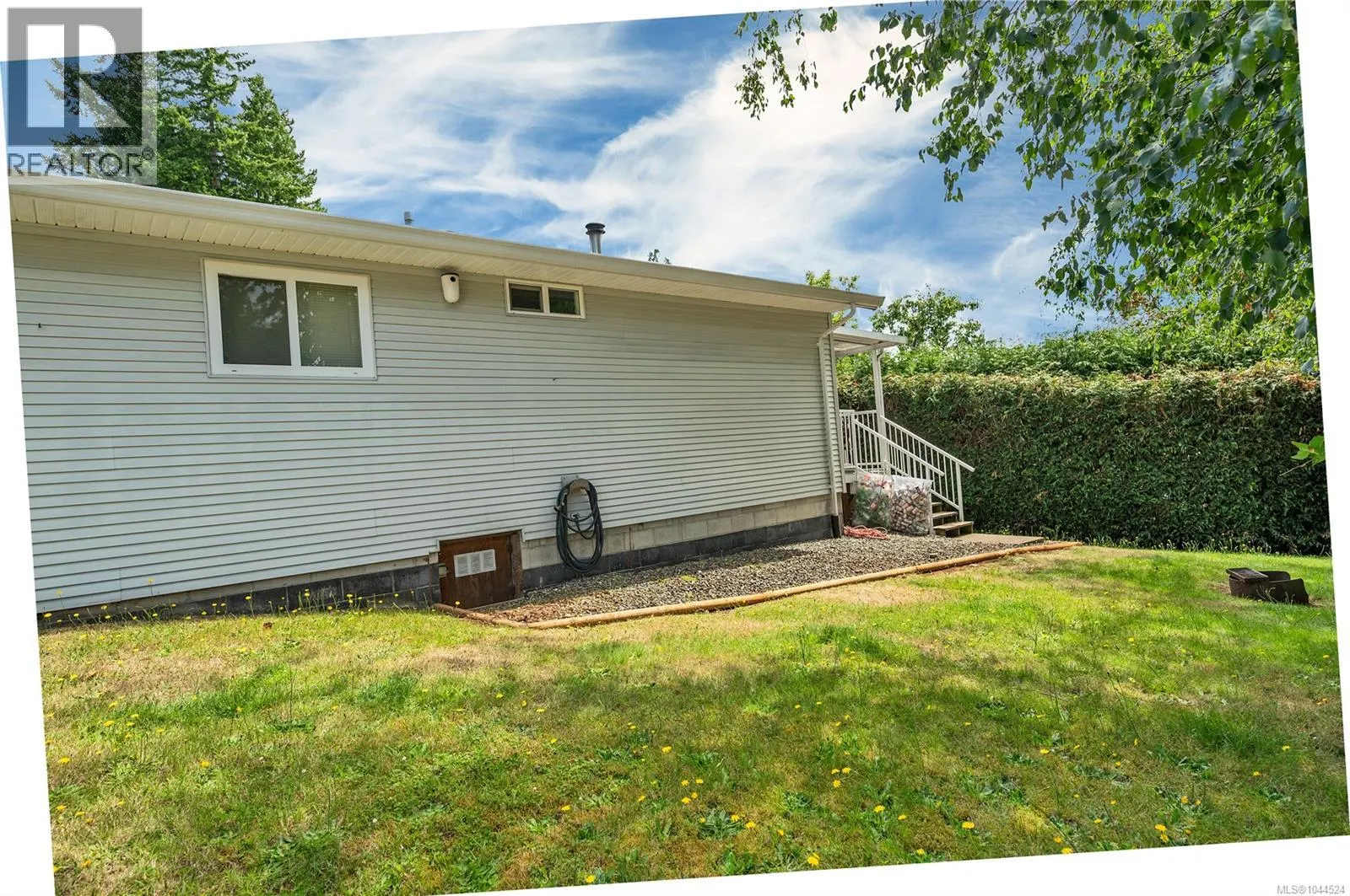 515 Oak Pl
