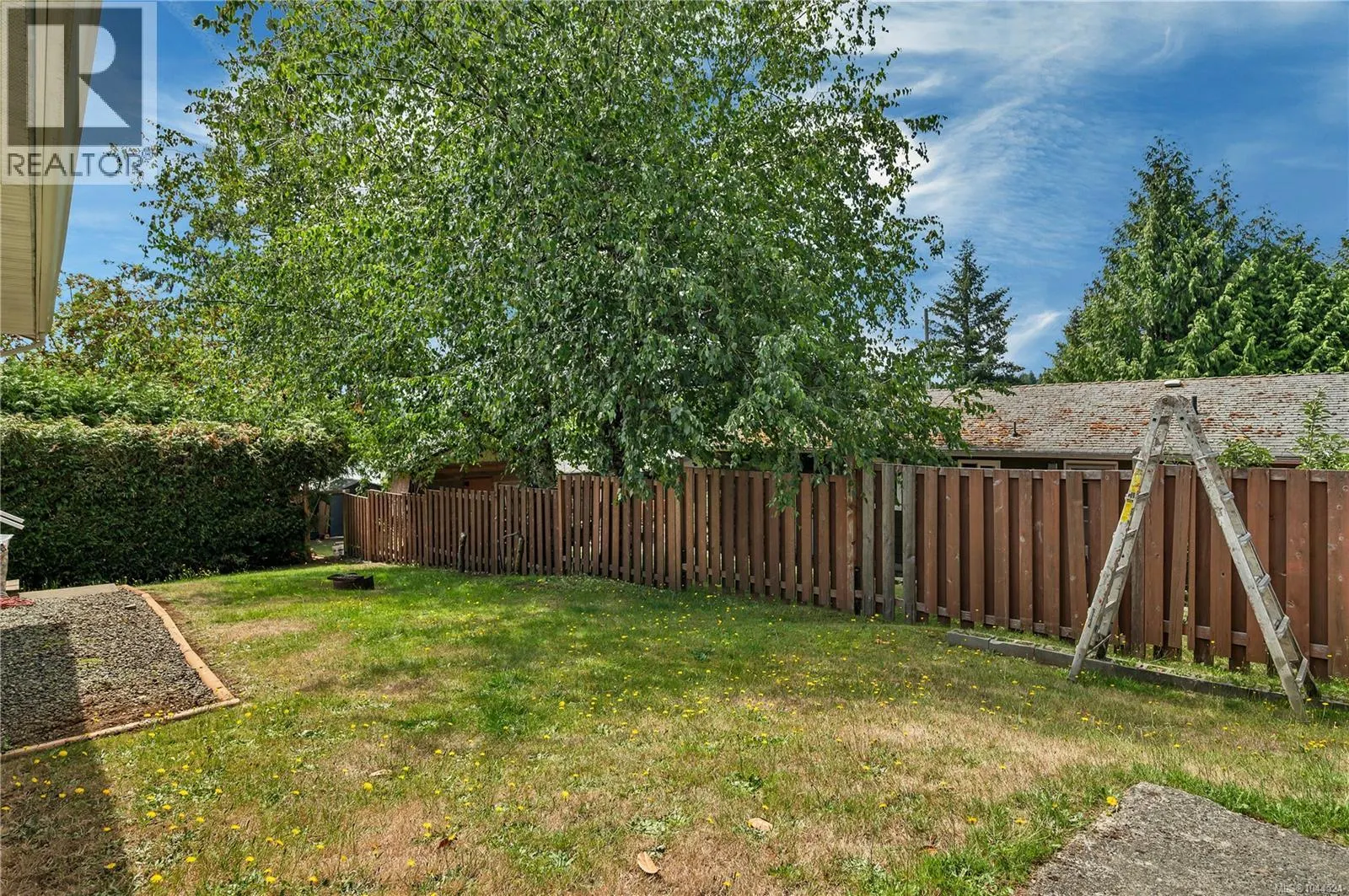 515 Oak Pl