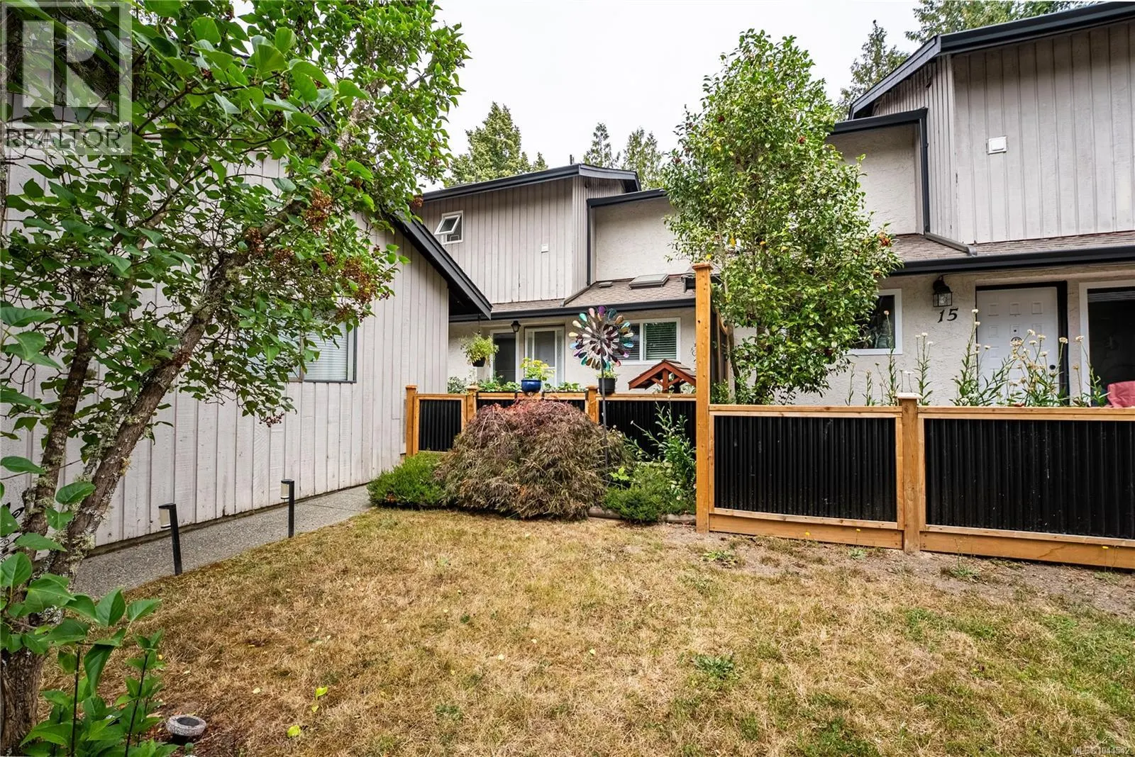 14 1184 Clarke Rd