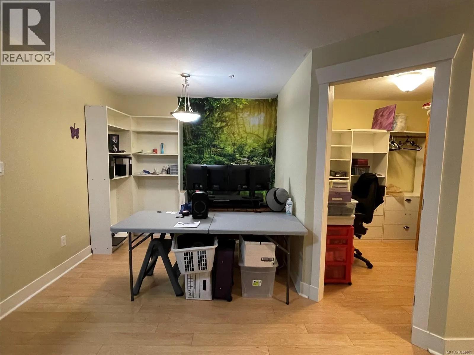 203 1620 Townsite Rd