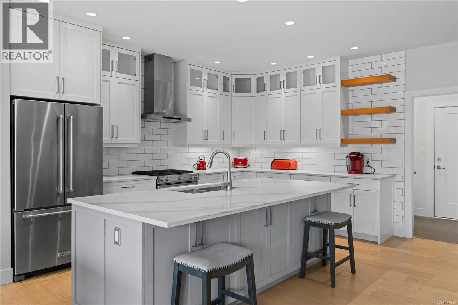 1312 Langara Dr