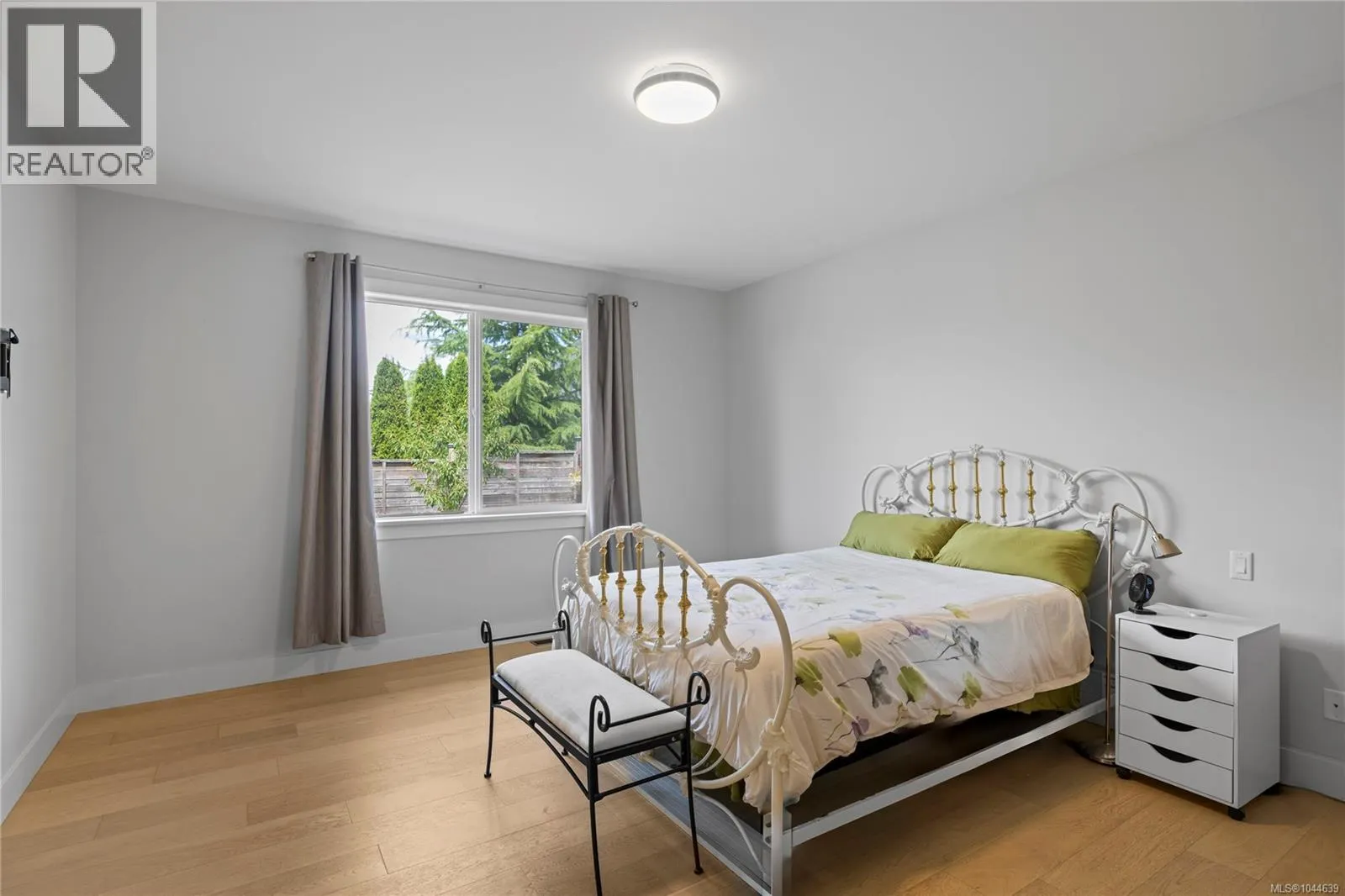 1312 Langara Dr