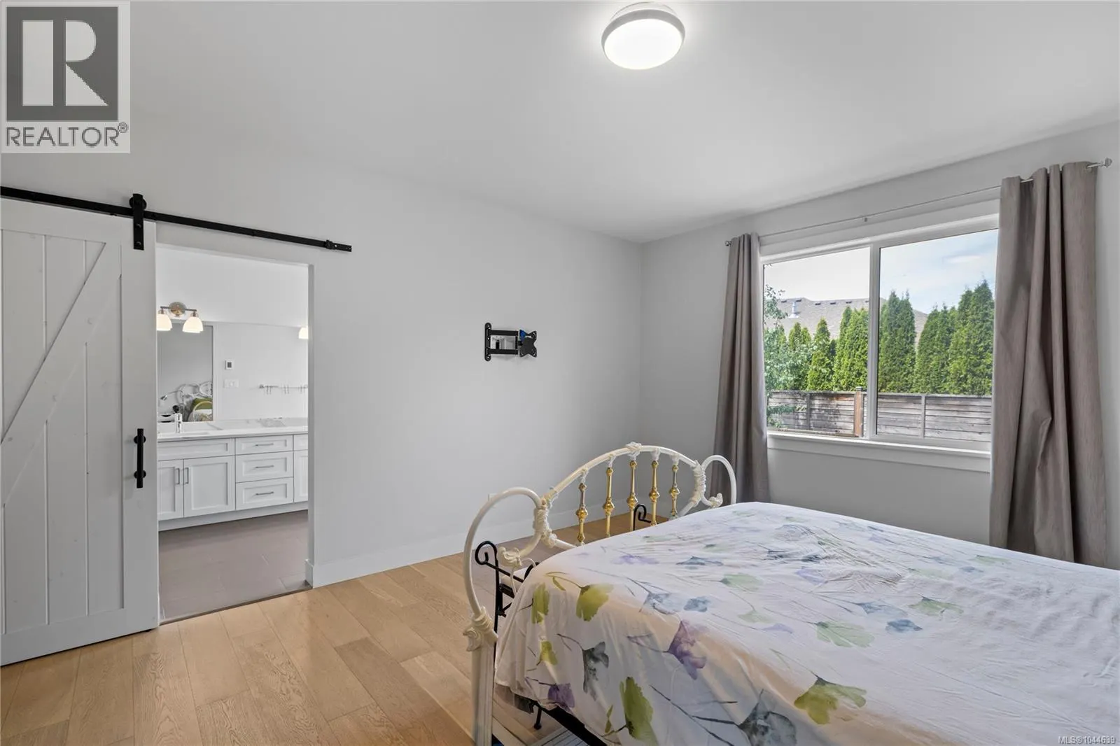 1312 Langara Dr