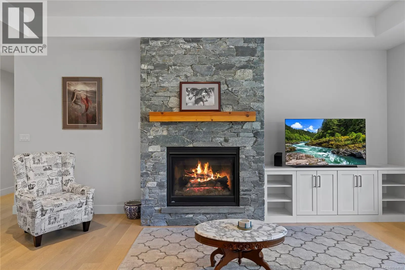 1312 Langara Dr