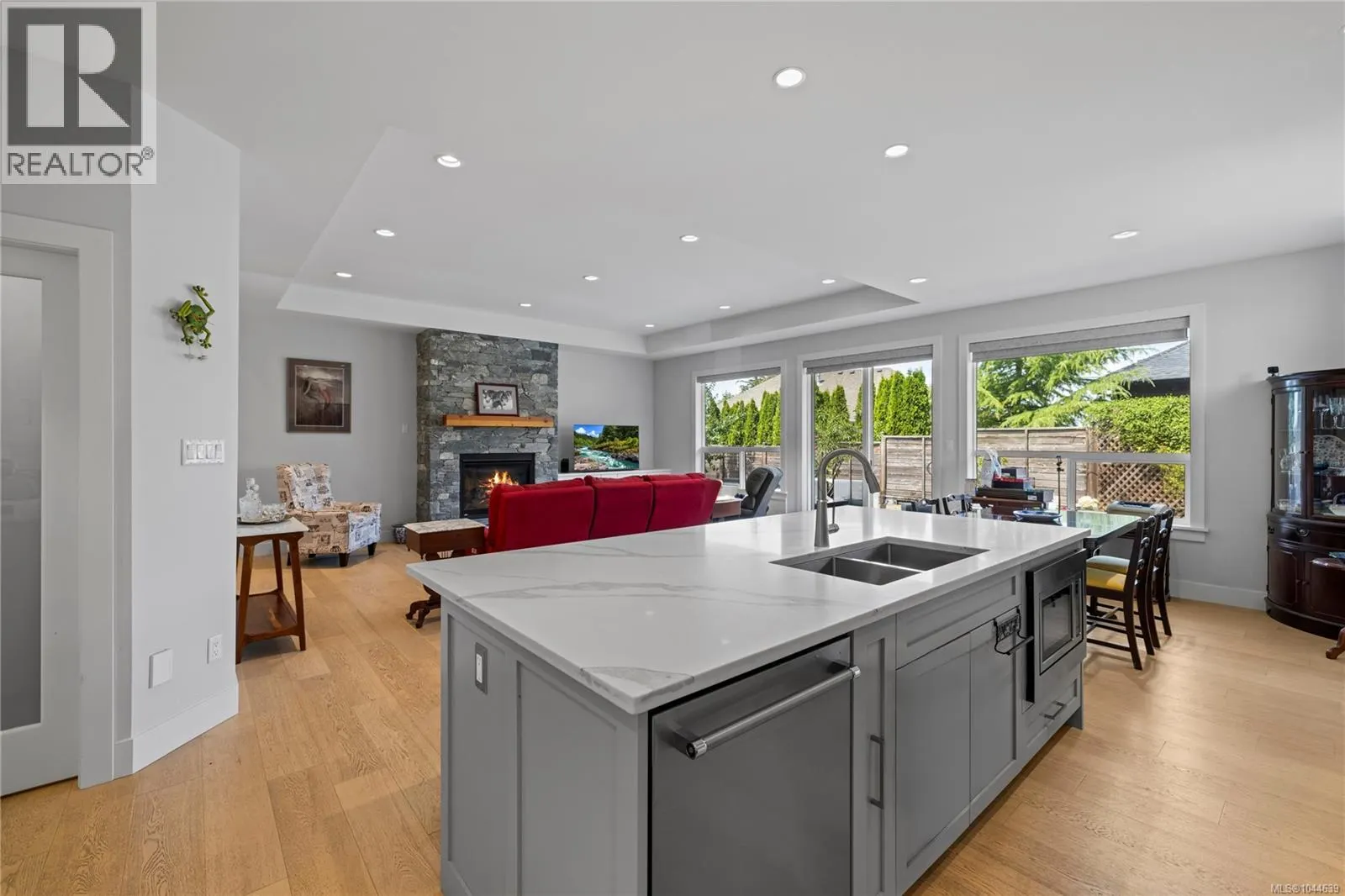 1312 Langara Dr