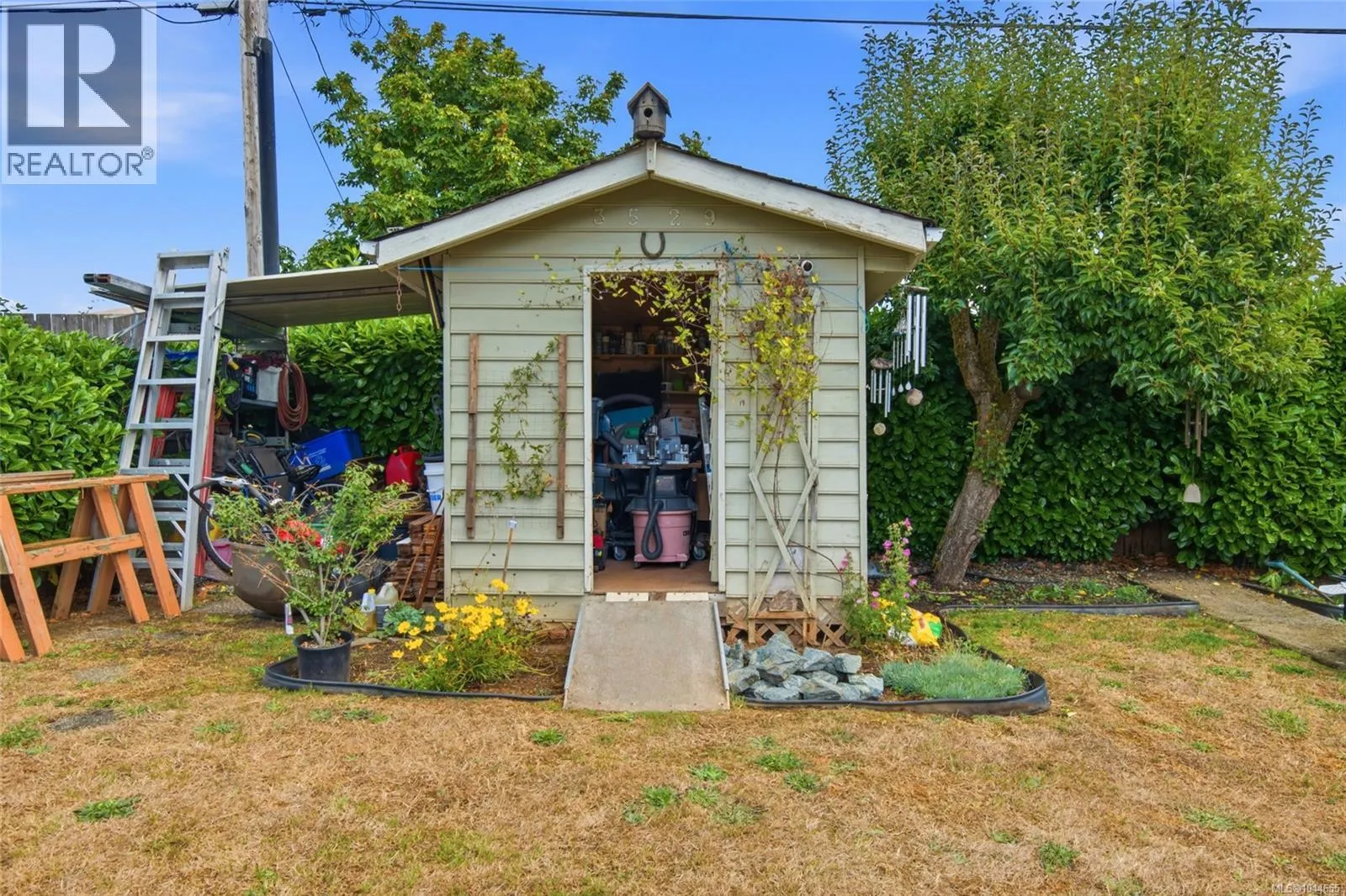 3529 9th Ave