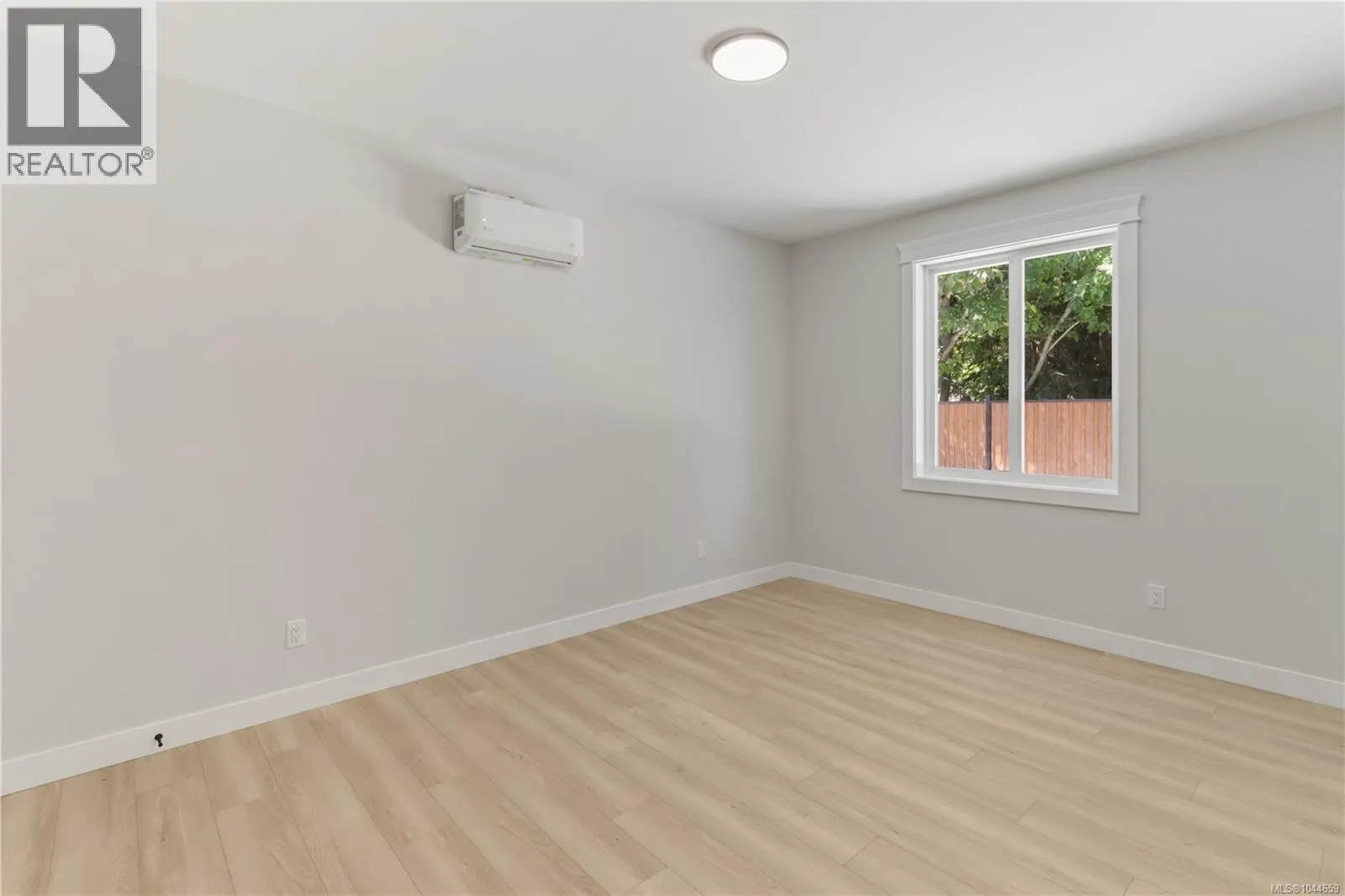 100 2190 Jingle Pot Rd