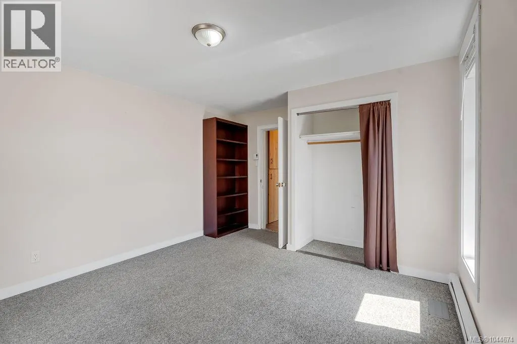426 & 426A Buller St