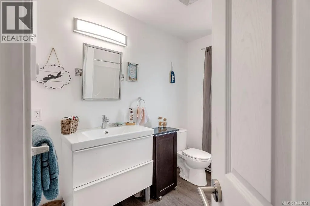 426 & 426A Buller St