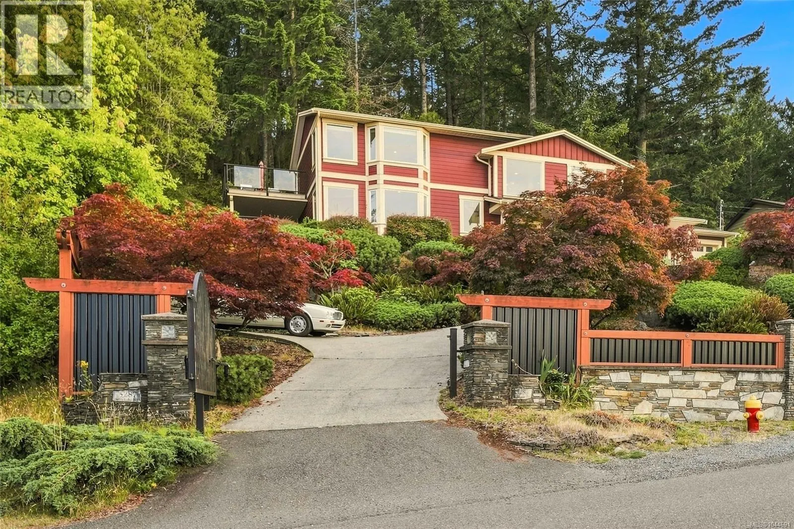 5287 Lost Lake Rd