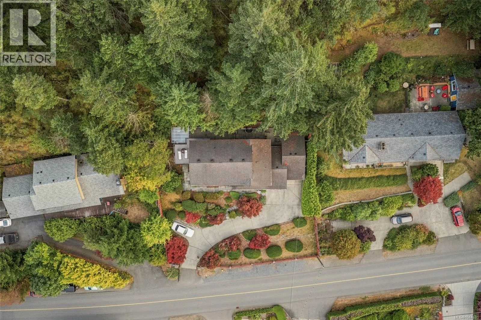 5287 Lost Lake Rd