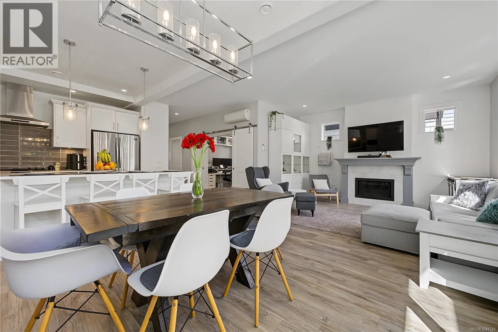 309 Seafield Rd