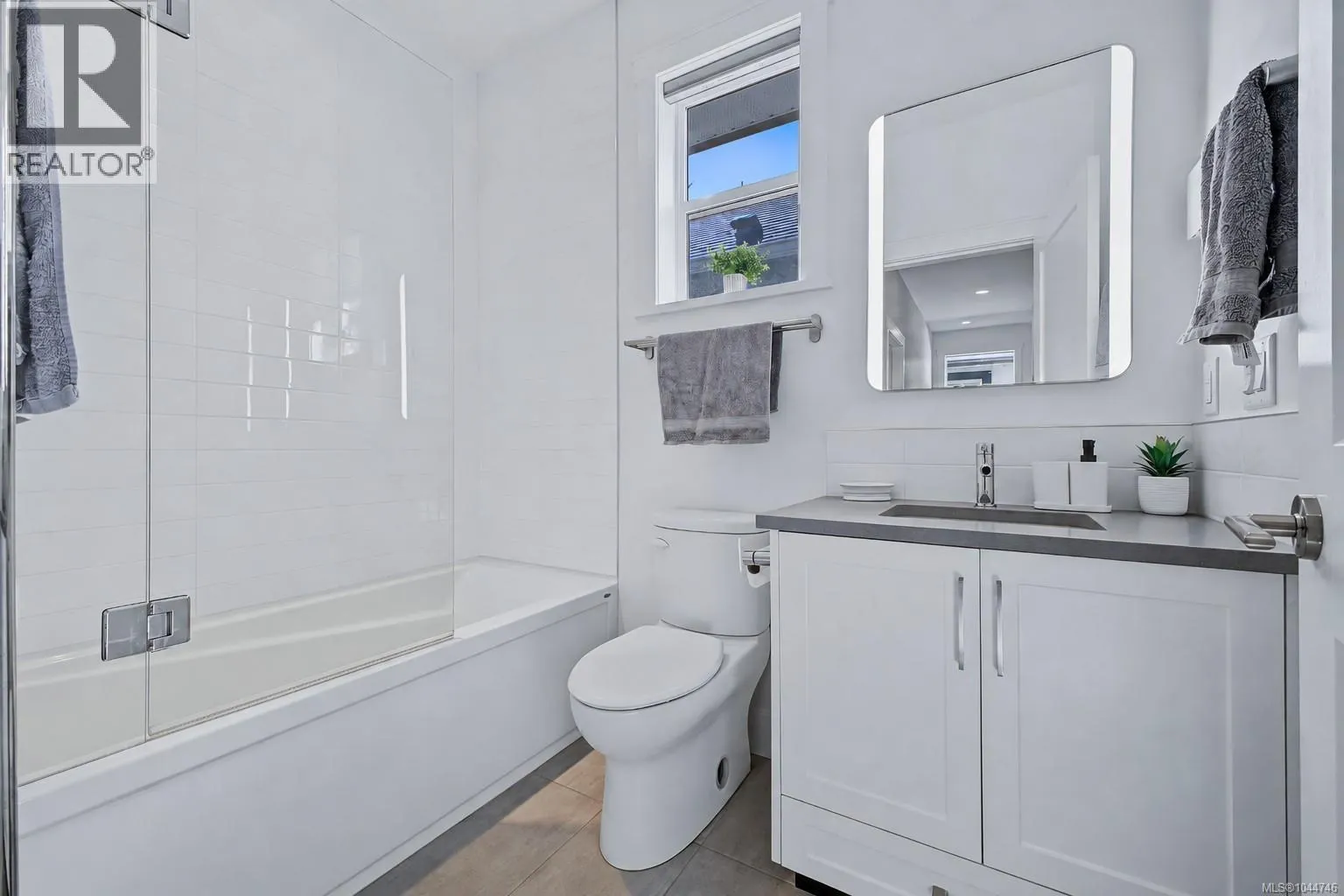 309 Seafield Rd