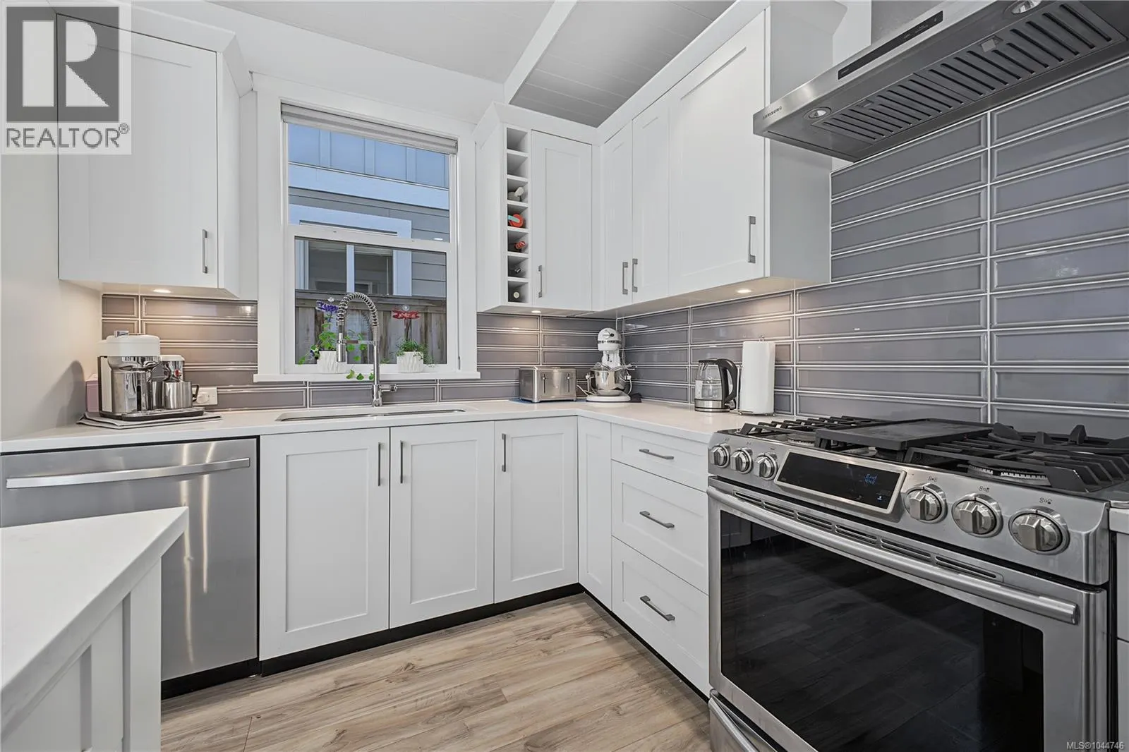 309 Seafield Rd