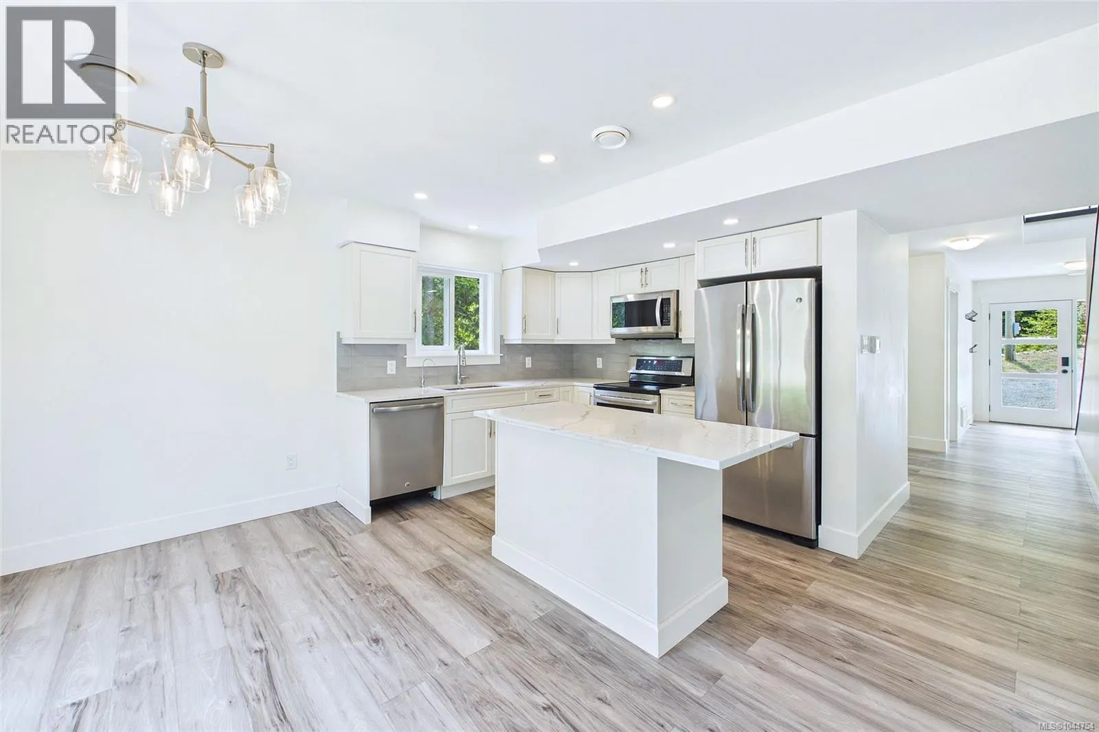3030 Gregson Rd