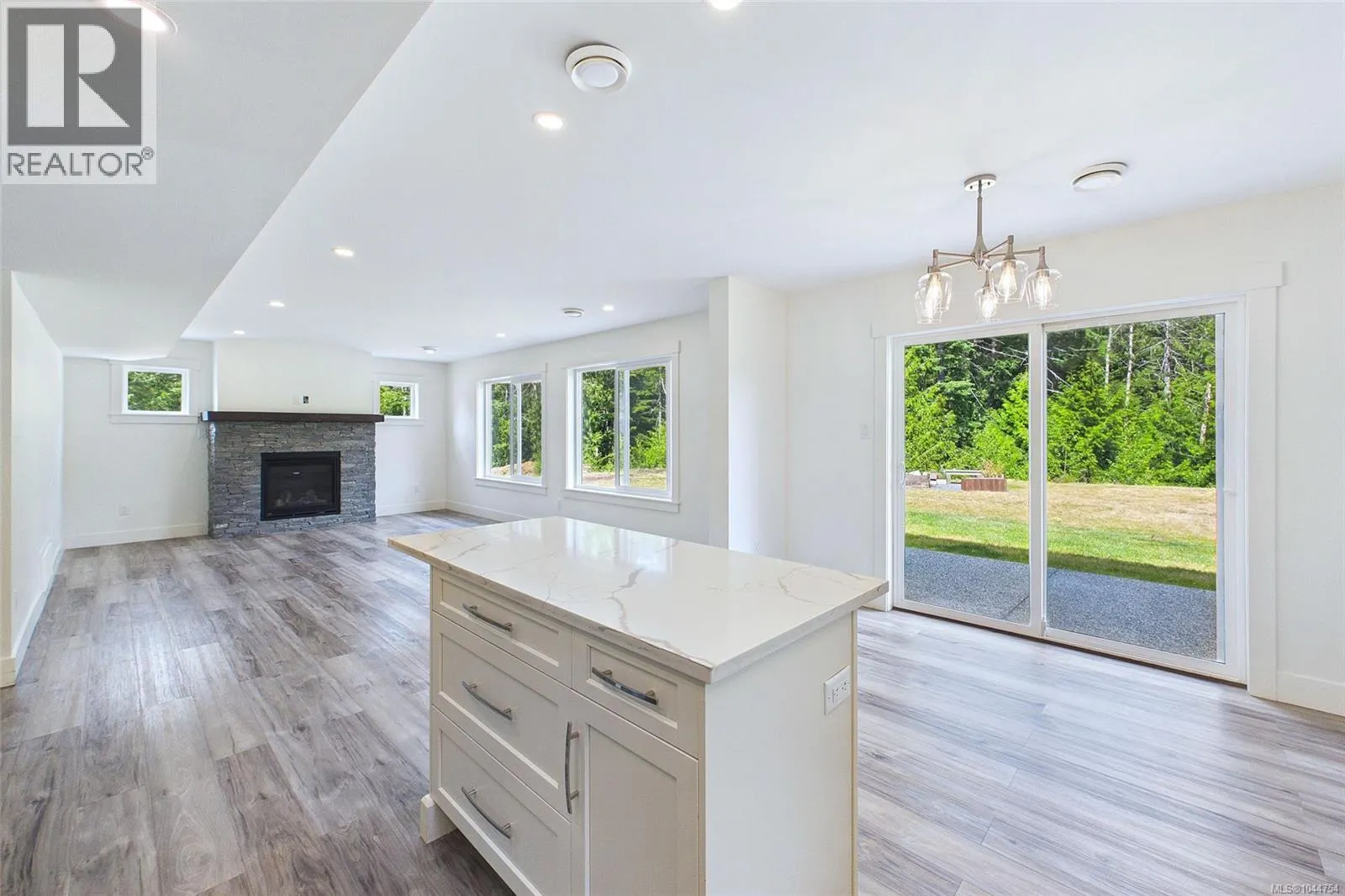 3030 Gregson Rd