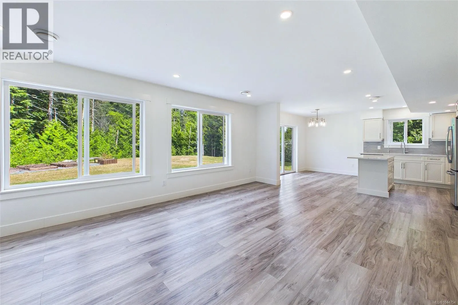 3030 Gregson Rd