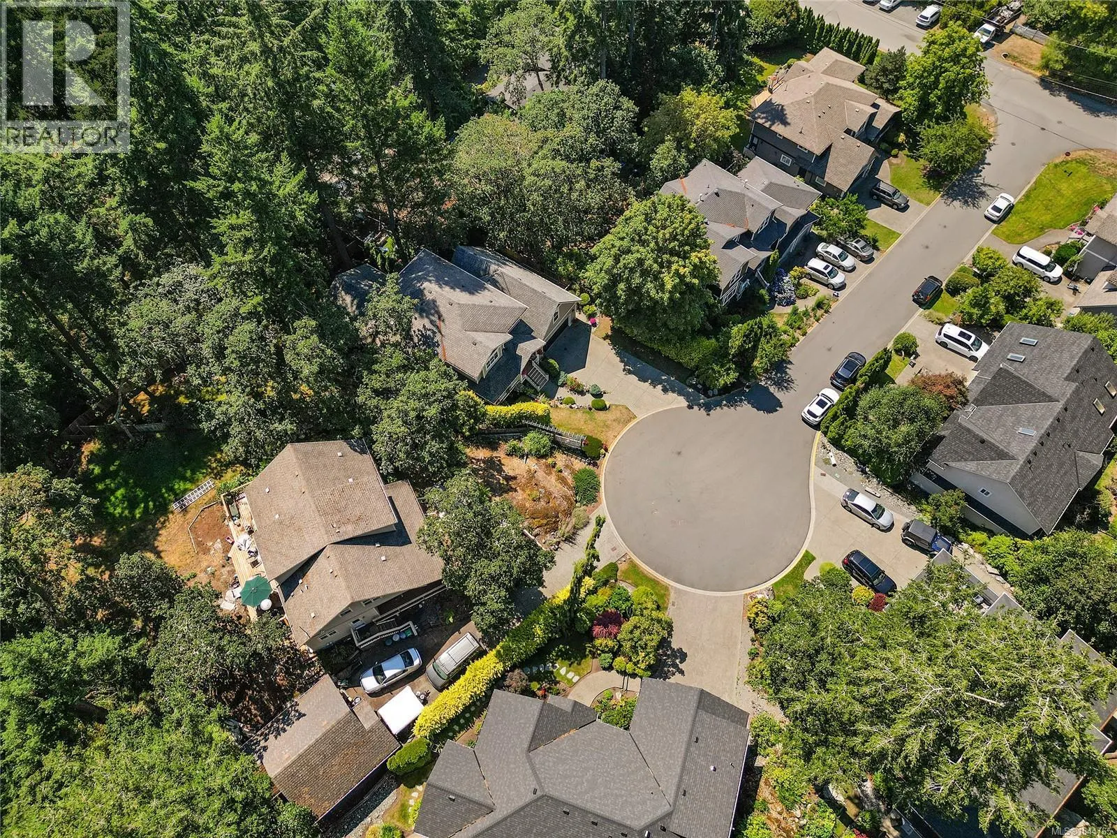 209 Shadow Ridge Pl