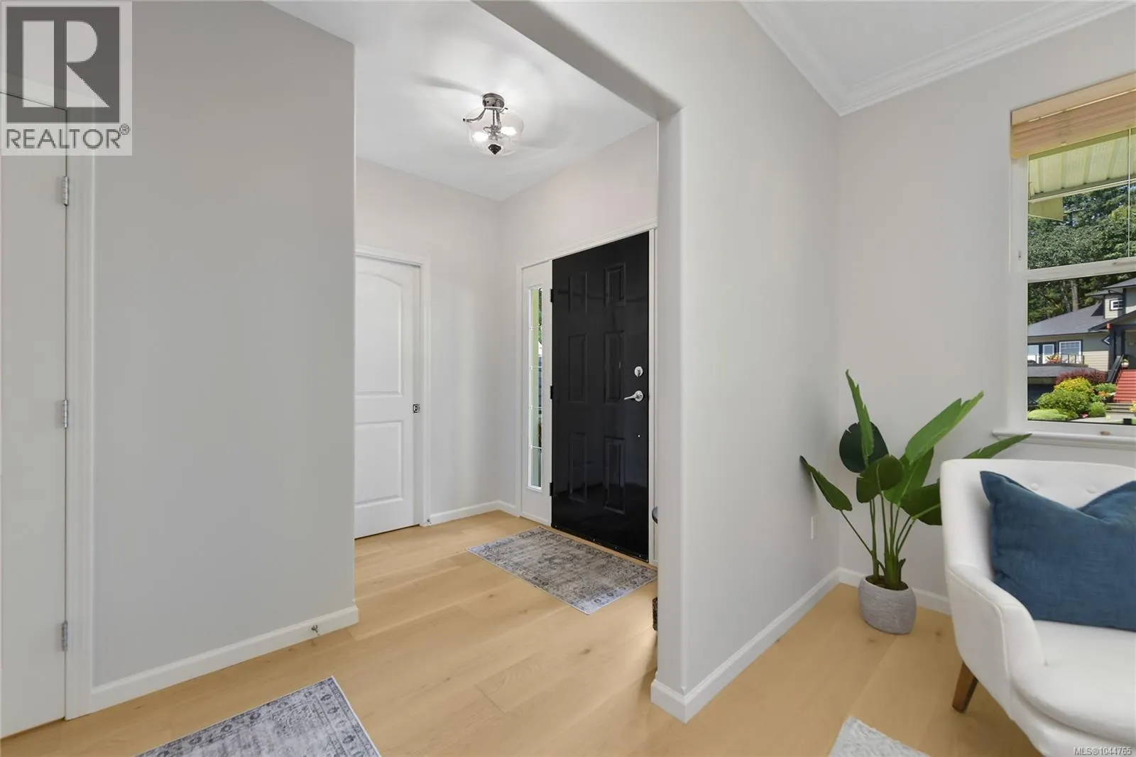 209 Shadow Ridge Pl