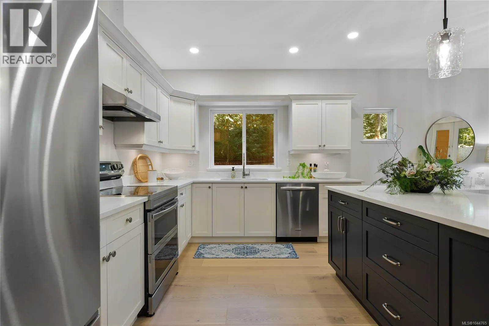 209 Shadow Ridge Pl