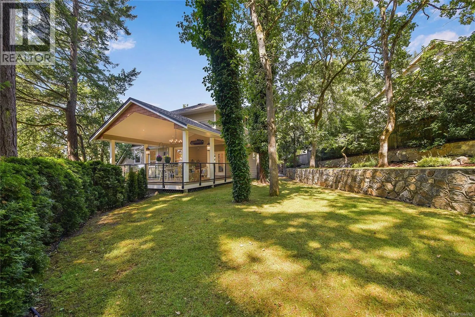 209 Shadow Ridge Pl