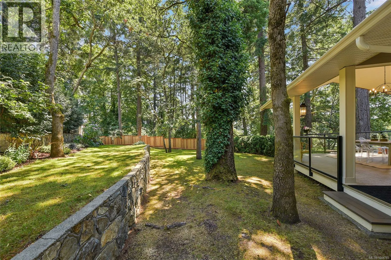209 Shadow Ridge Pl
