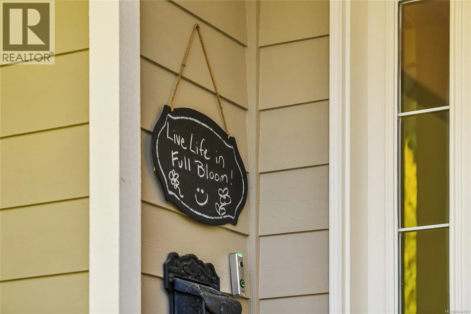 209 Shadow Ridge Pl
