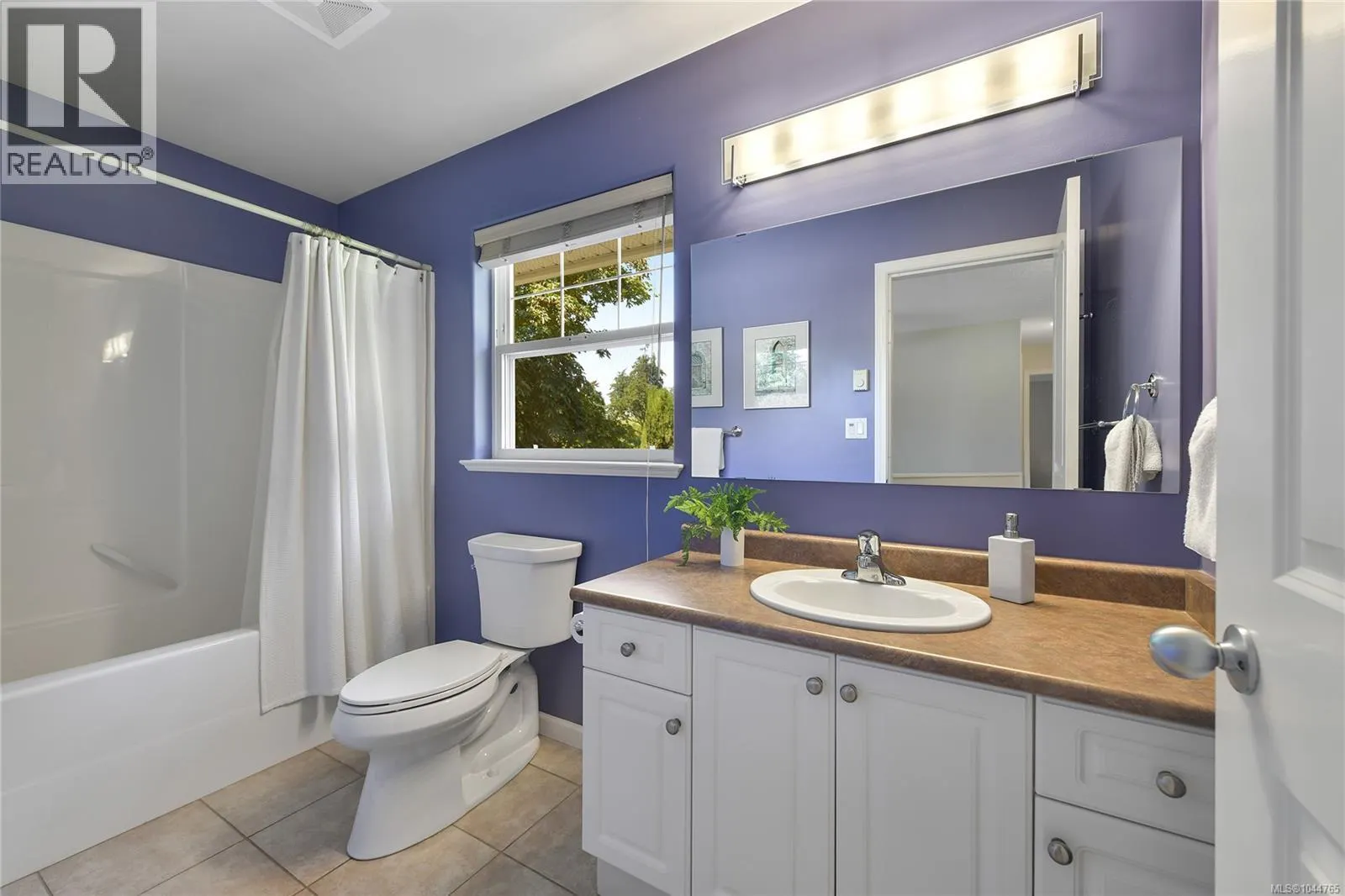 209 Shadow Ridge Pl