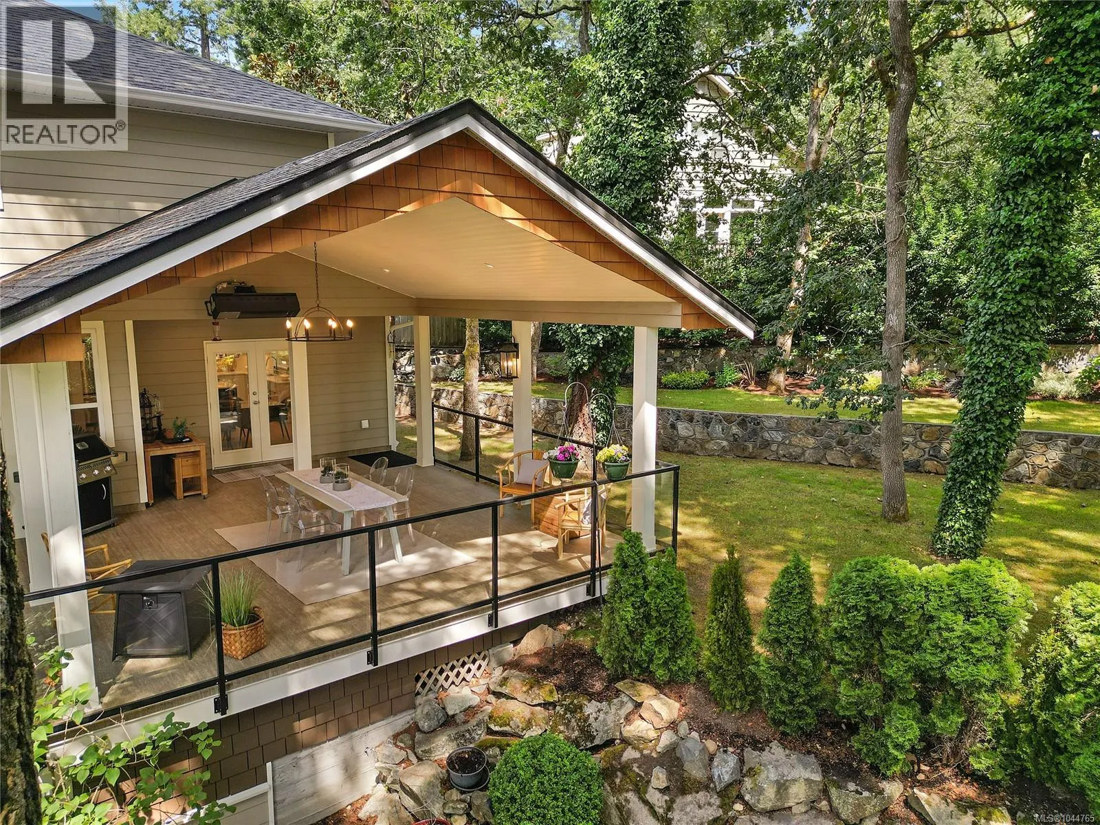 209 Shadow Ridge Pl