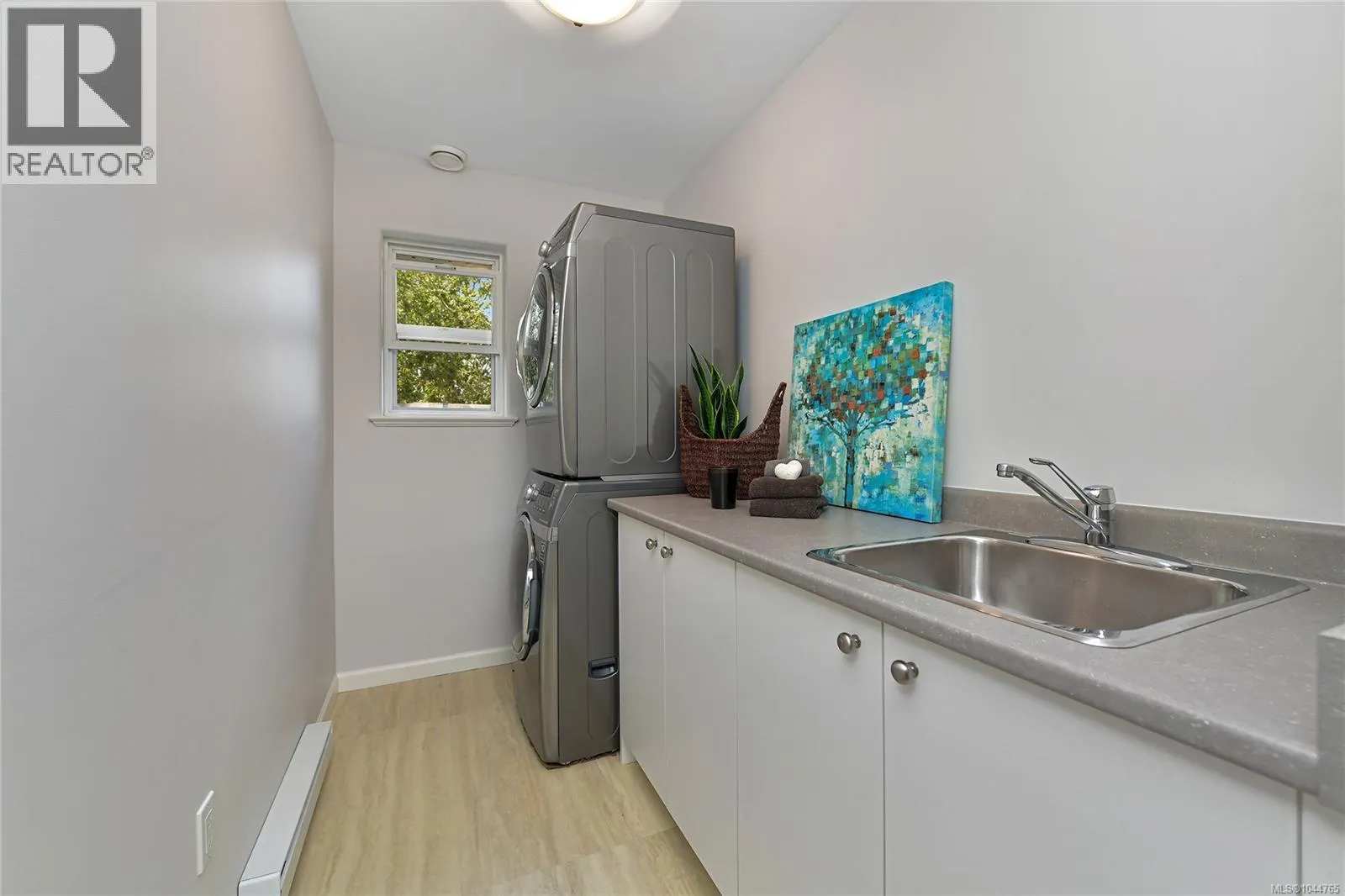 209 Shadow Ridge Pl