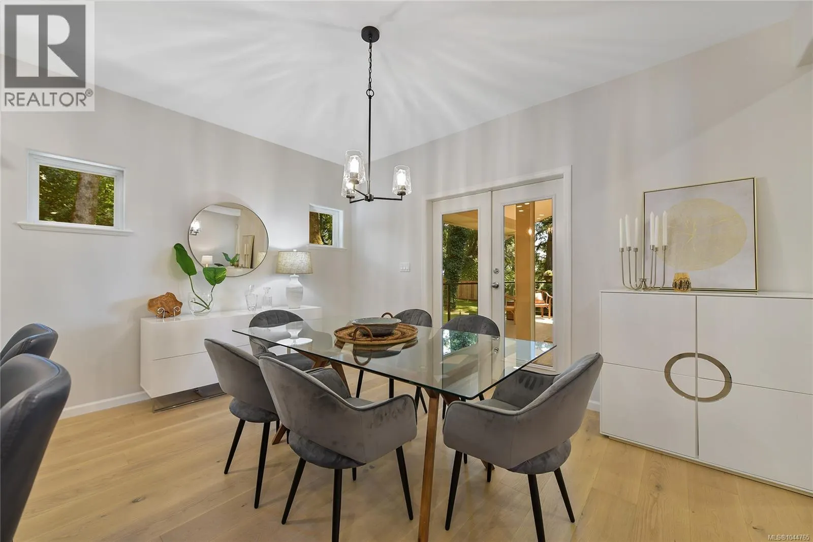 209 Shadow Ridge Pl
