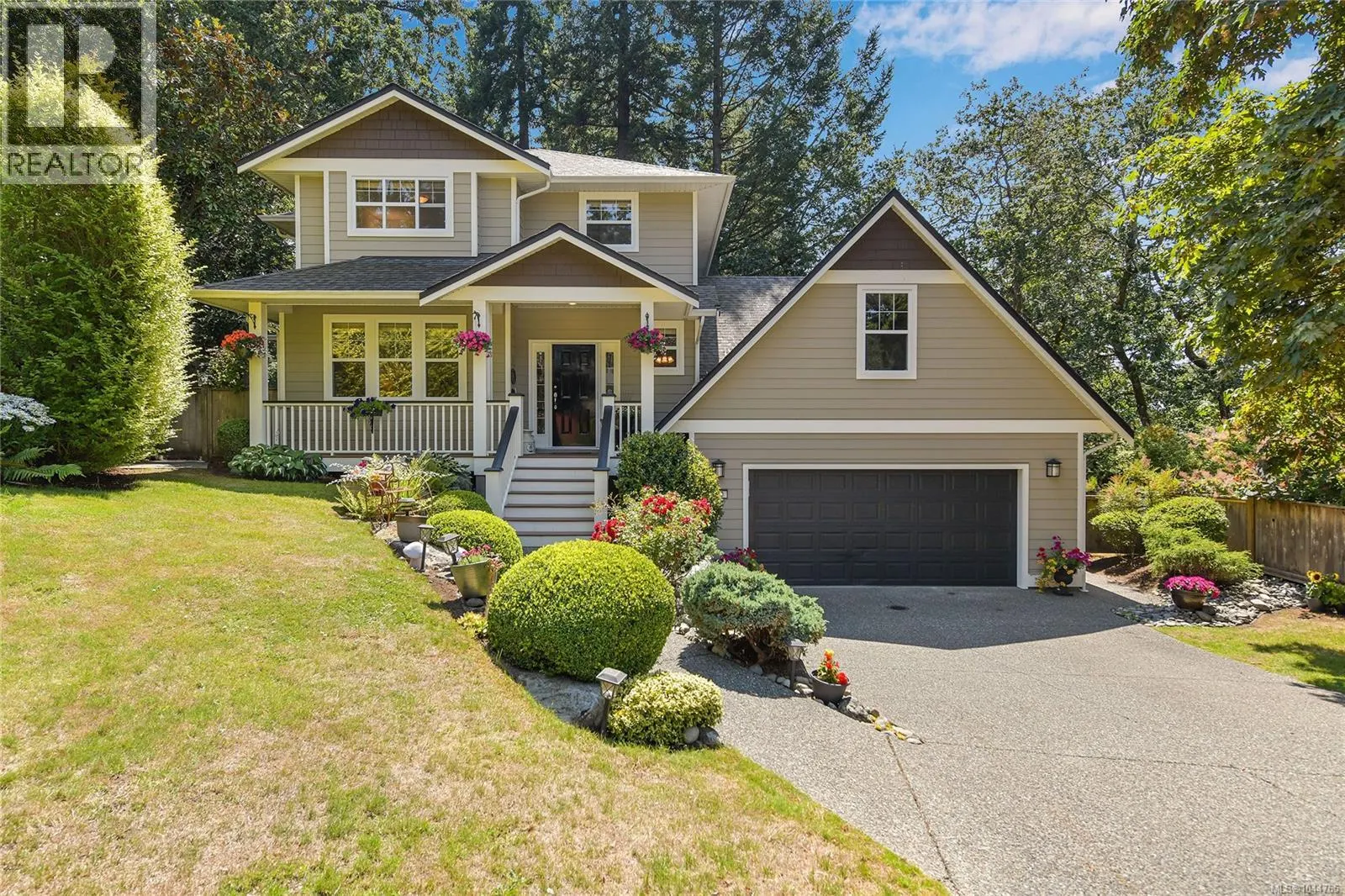 209 Shadow Ridge Pl