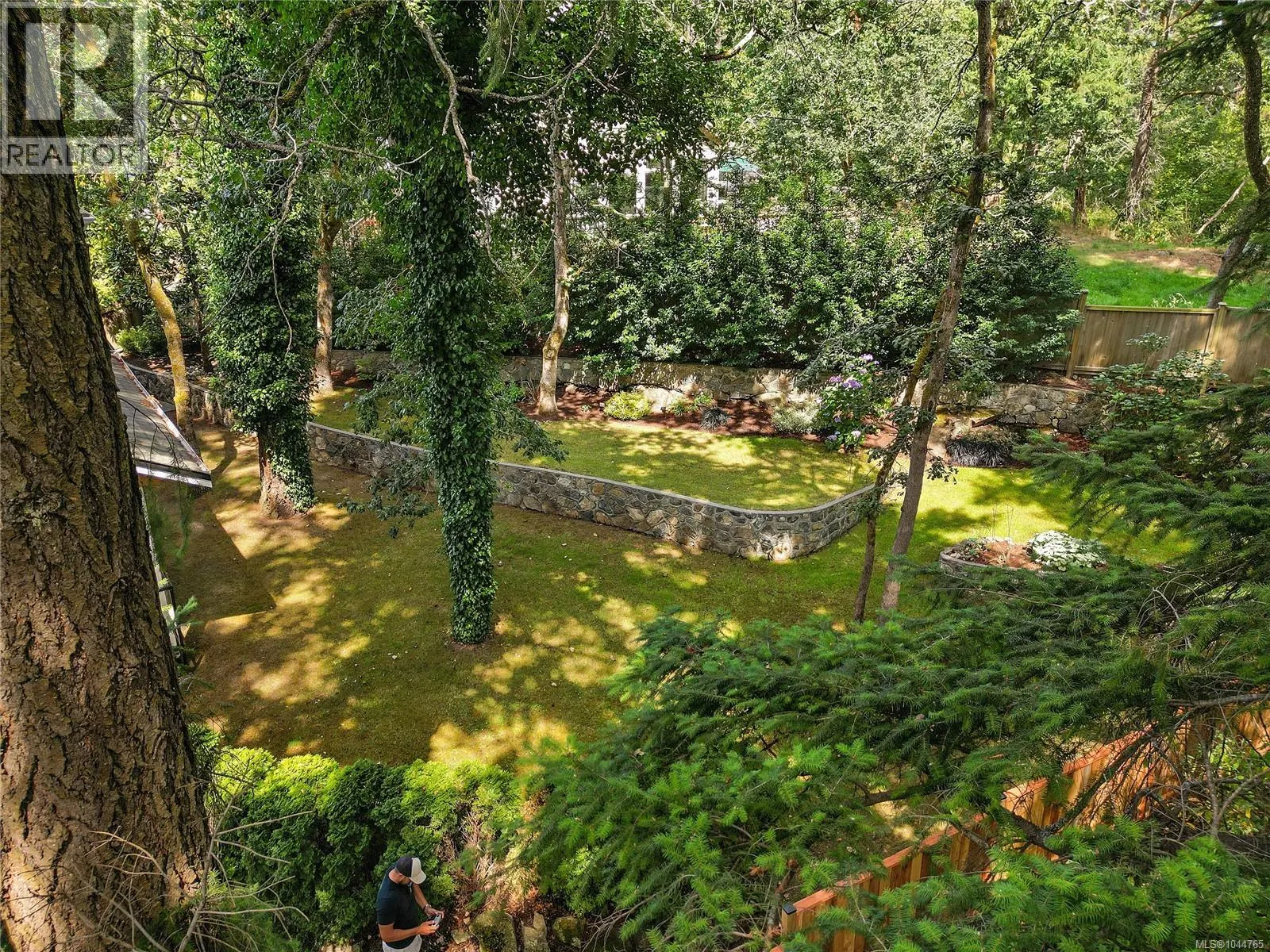 209 Shadow Ridge Pl