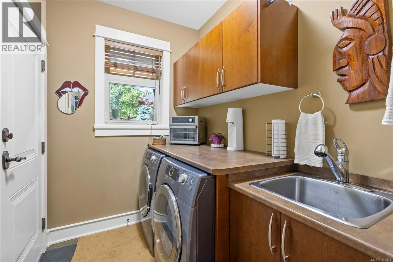 649 Eaglewood Crt