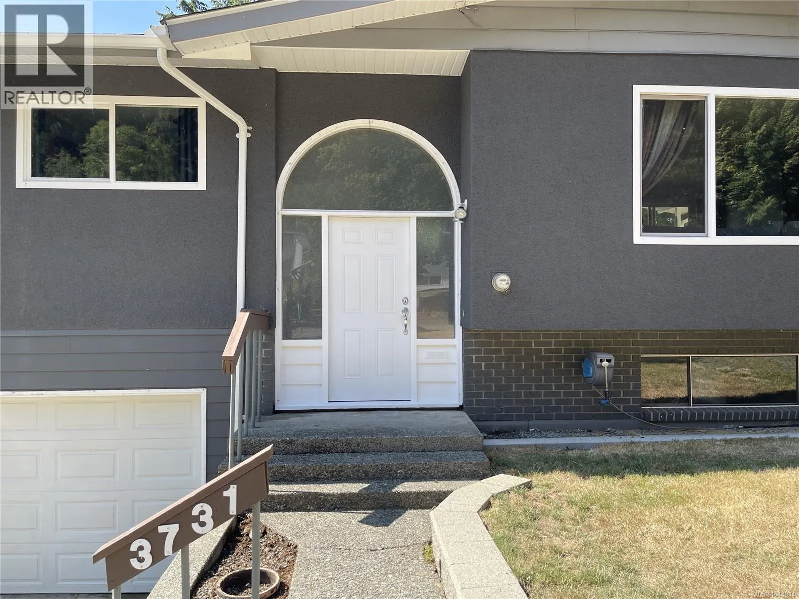 3731 Fowlie Cres