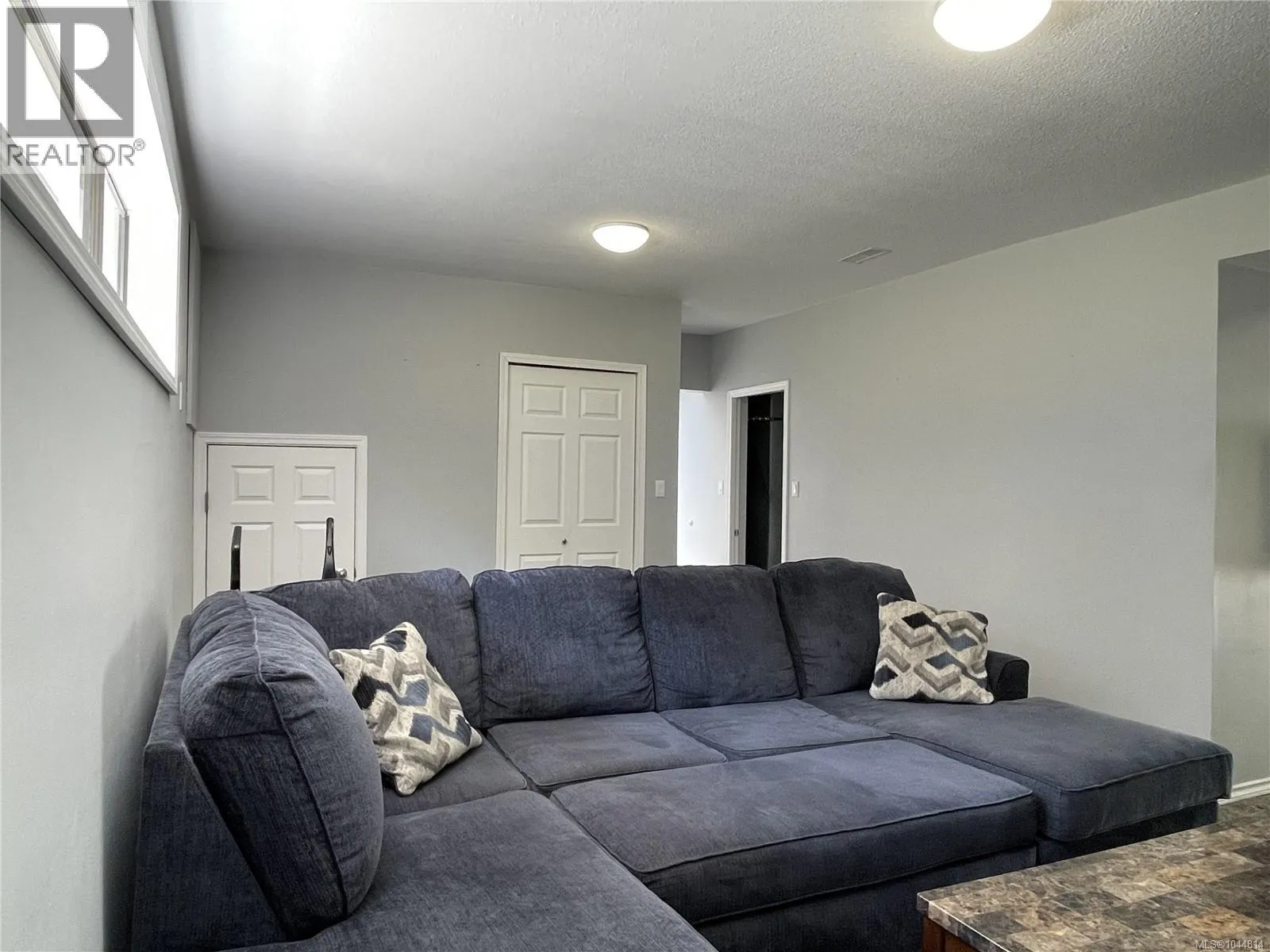 3731 Fowlie Cres