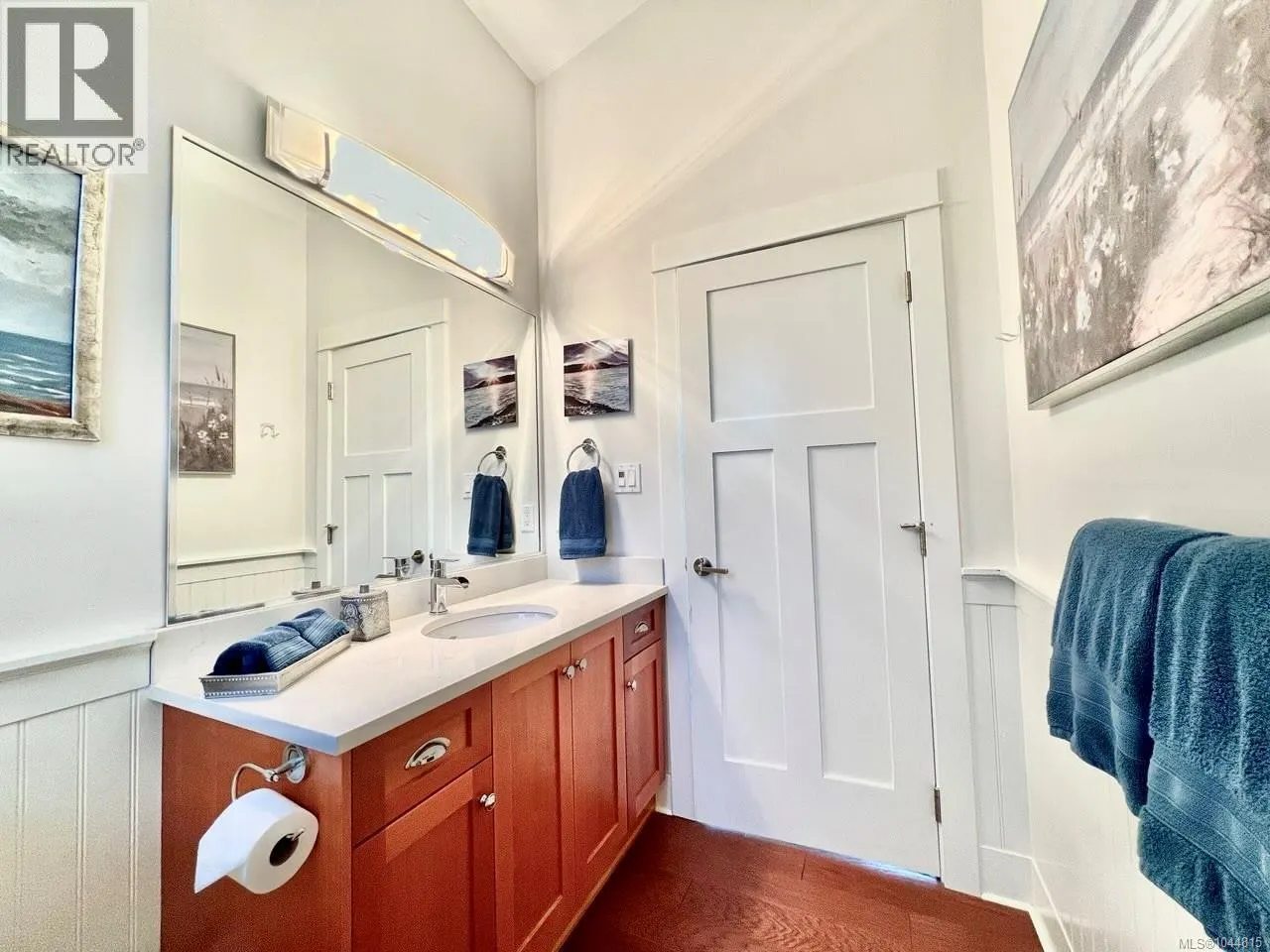 125 Hilltop Cres